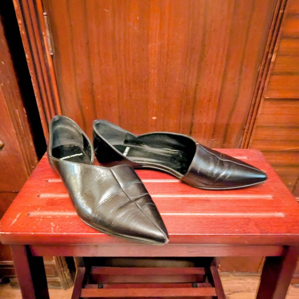 Black leather Pierre Hardy D'Orsay flats. Size 37